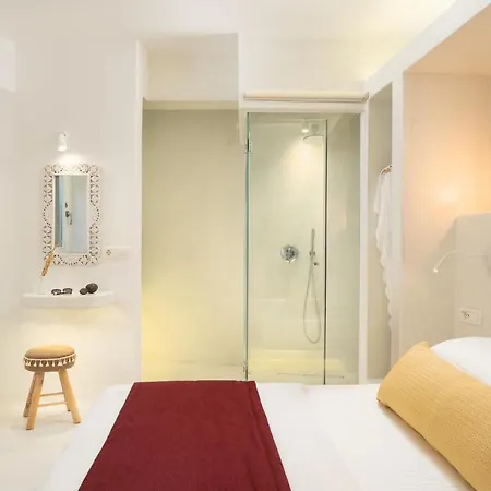 Edem Boutique Oia