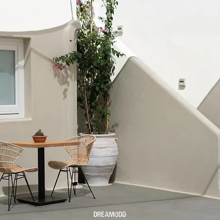 Edem Boutique Apartment Oia (Santorini)